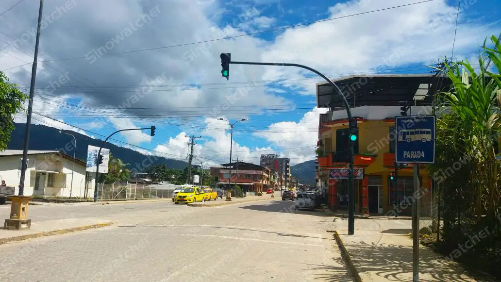 Caso de semáforos en Ecuador