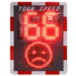 Señal de velocidad de radar con comentarios del conductor 6